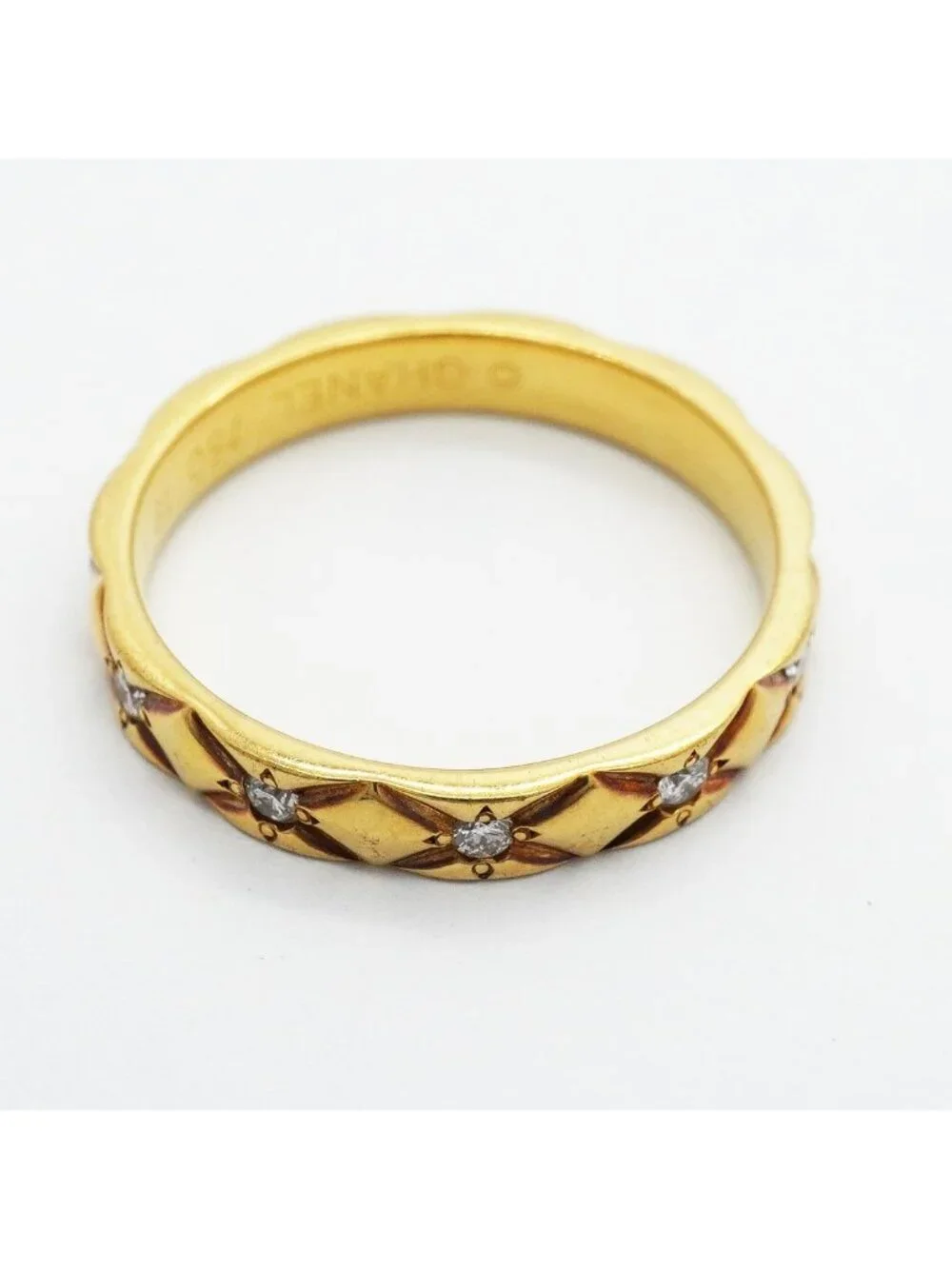 Chanel Ring Quilted 18K Yellow Gold Diamond